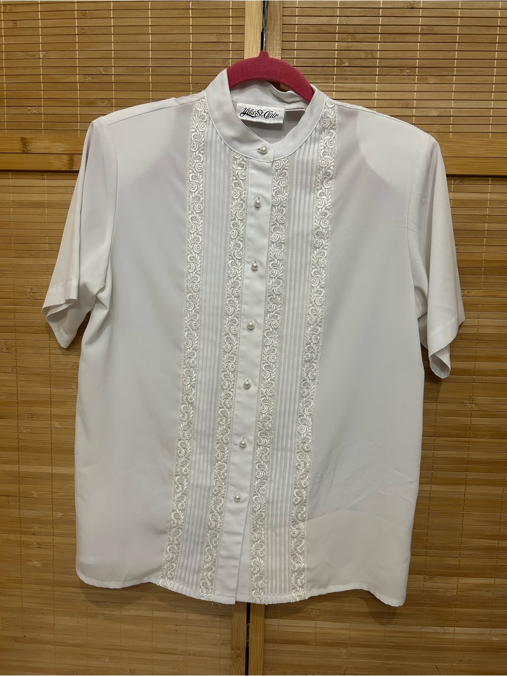 Yves St. Clair ivory white button up blouse pearl buttons embroidered woman’s 8